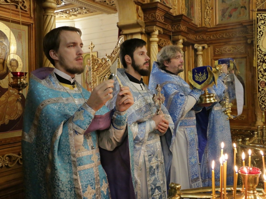 храм благовещения пресвятой богородицы в ульяновске. Смотреть фото храм благовещения пресвятой богородицы в ульяновске. Смотреть картинку храм благовещения пресвятой богородицы в ульяновске. Картинка про храм благовещения пресвятой богородицы в ульяновске. Фото храм благовещения пресвятой богородицы в ульяновске